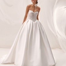 NAGER Wedding Dress Pronovias collection 2027 | Boutique Paris NAGER Wedding Dress Pronovias collection 2027 | Boutique Paris