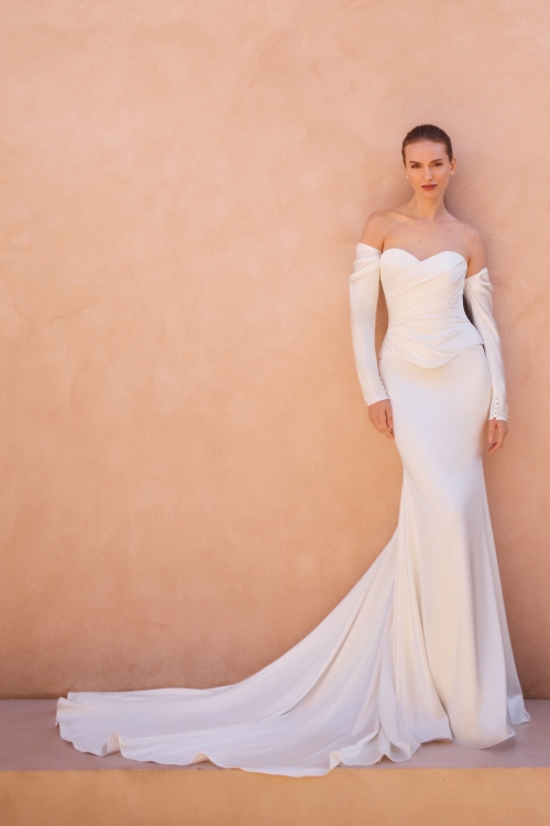 TZARA Wedding Dress Pronovias collection 2027 | Boutique Paris