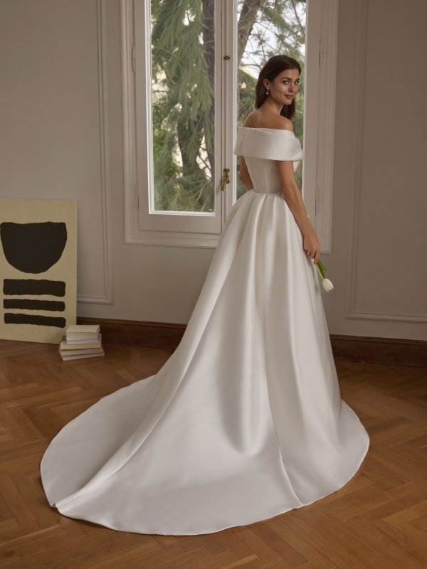 Robe de mariée WINCIA San Patrick collection 2027 | Paris