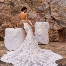 WONIA Wedding Dress Pronovias collection 2027 | Boutique Paris WONIA Wedding Dress Pronovias collection 2027 | Boutique Paris