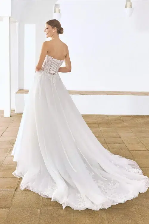 Robe de Mariée SAMPA White One Collection 2027 | Paris