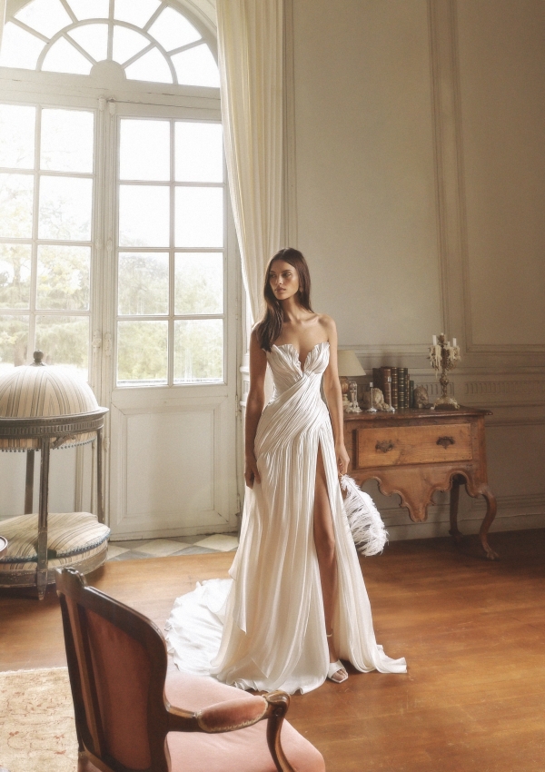 Robe de Mariée KASSEL de WONA CONCEPT| Boutique Paris Robe de Mariée KASSEL de WONA CONCEPT| Boutique Paris