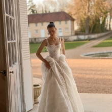 MARION Wedding Dress WONA CONCEPT collection 2027 | Boutique Paris MARION Wedding Dress WONA CONCEPT collection 2027 | Boutique Paris