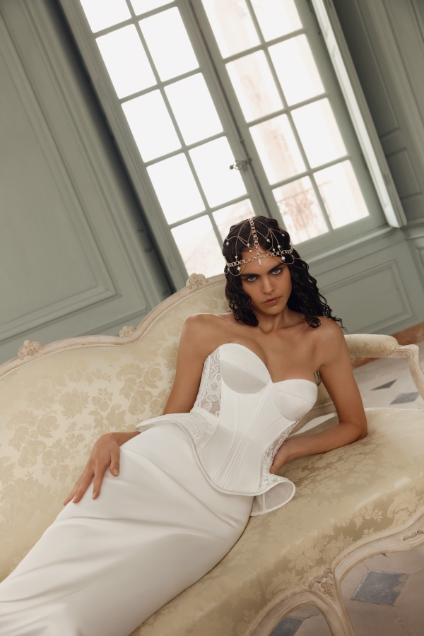 PRIME Wedding Dress WONA CONCEPT collection 2027 | Boutique Paris