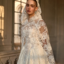 MARION Wedding Dress WONA CONCEPT collection 2027 | Boutique Paris MARION Wedding Dress WONA CONCEPT collection 2027 | Boutique Paris