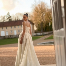 MARION Wedding Dress WONA CONCEPT collection 2027 | Boutique Paris MARION Wedding Dress WONA CONCEPT collection 2027 | Boutique Paris